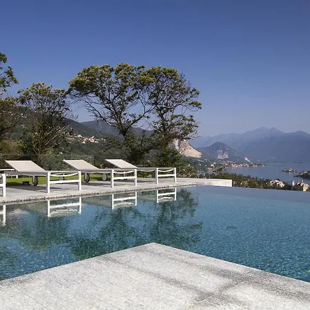 ヴィラ Camilla ストレーザ